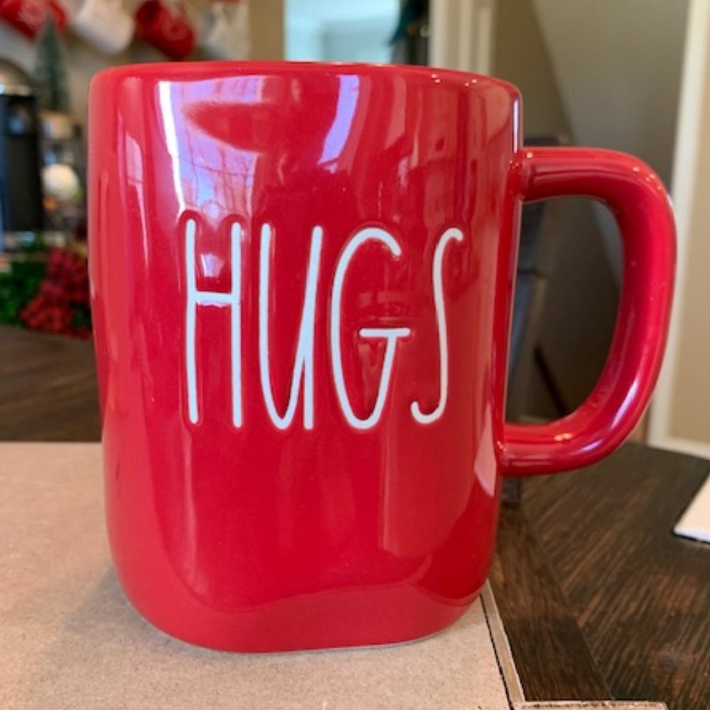 Rae Dunn, "Hugs and Kisses" front and back mug.